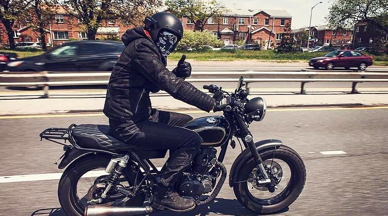 How to ride a motorcycle safely in winter How to ride a motorcycle safely in winter